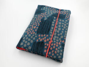 Windeltasche mit Namen "Punktetraum blau"