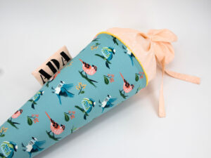 Schultüte "VINTAGE 74 - FLOCK" mit Namen