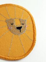 halfbird-knieflicken-loewe-1