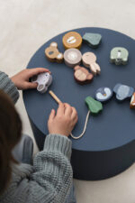 trixie-baby-holz-schnuerspielware-mit-tieren-3