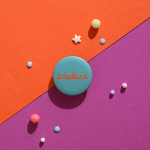 Ava&Yves - Button "Schulkind" - mint/orange