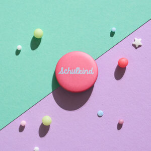 Ava&Yves - Button "Schulkind" - rosa/hellblau